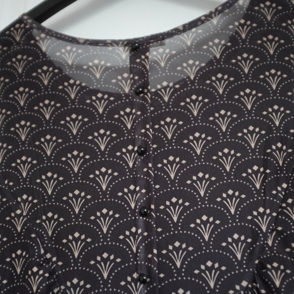 COPY - COPY - Ultra Pink black and tan lace collar chest blouse size L - Picture 4 of 10